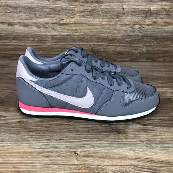 Nike Shoes | Womens Nike Genicco | Poshmark